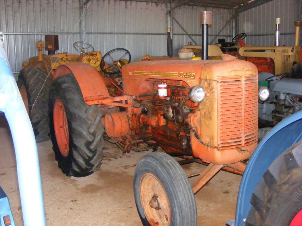 case_500_tractor_2.jpg